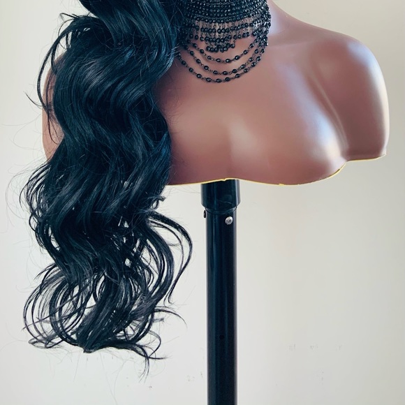 Gorgeous 28” Black 13x4 Versatile Lace Front Premium Fiber Wig - Picture 5 of 15